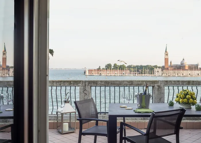 Attic Boutique San Marco R&R